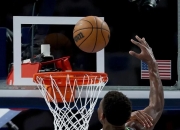 开云体育官网-灰熊鏖战青岛队，詹姆斯惊艳四座