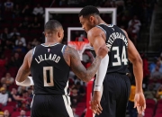 开云体育在线-包含雄鹿客场大胜太阳，取得二连胜的词条