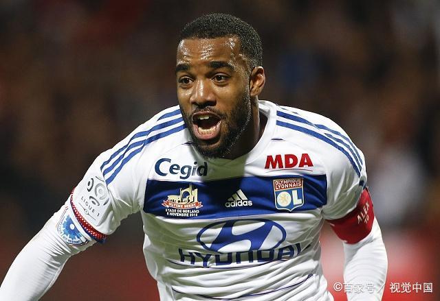 里昂客场大胜，取得关键胜利