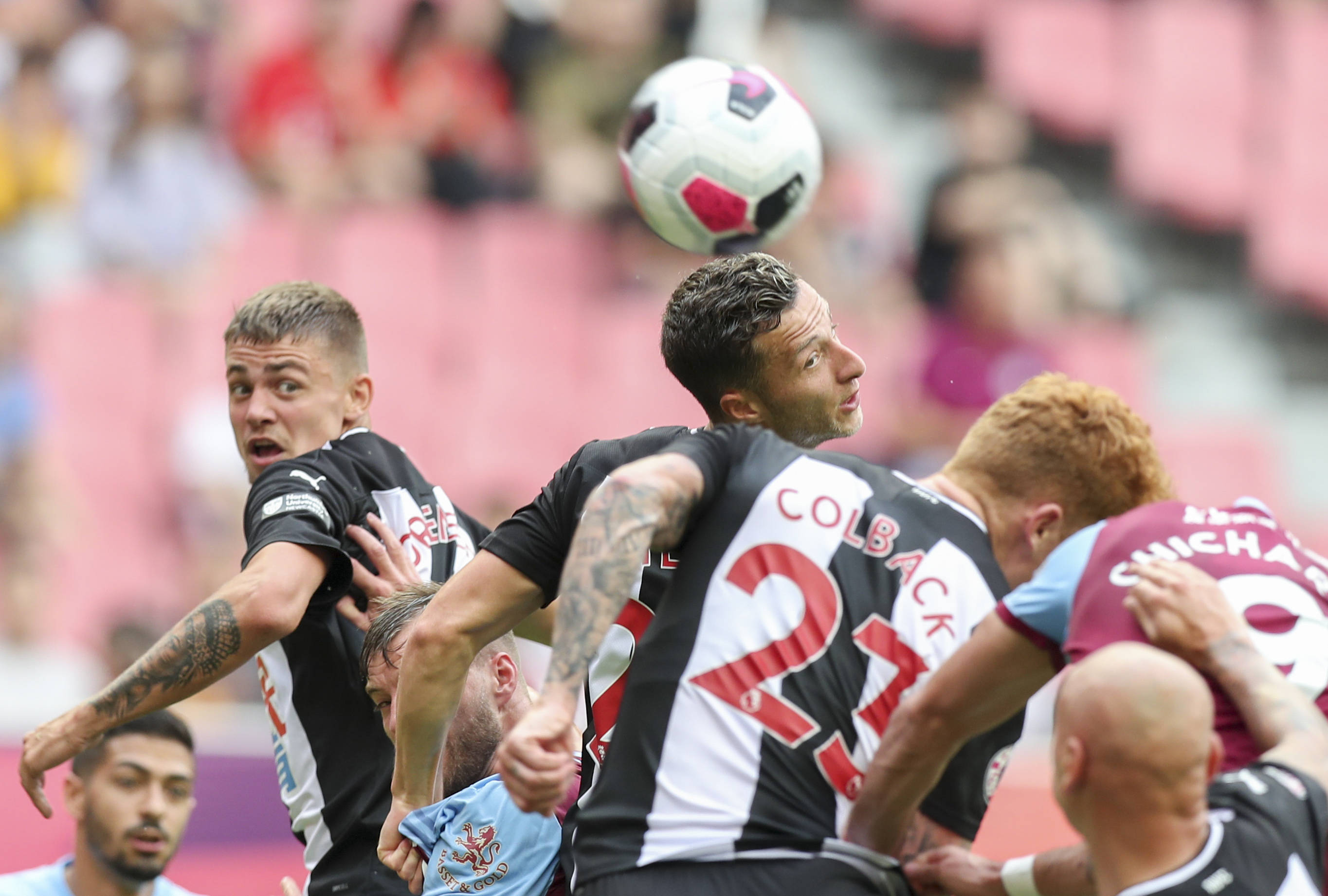 纽卡斯尔联客场告捷，英格兰超级联赛保级前景看好的简单介绍