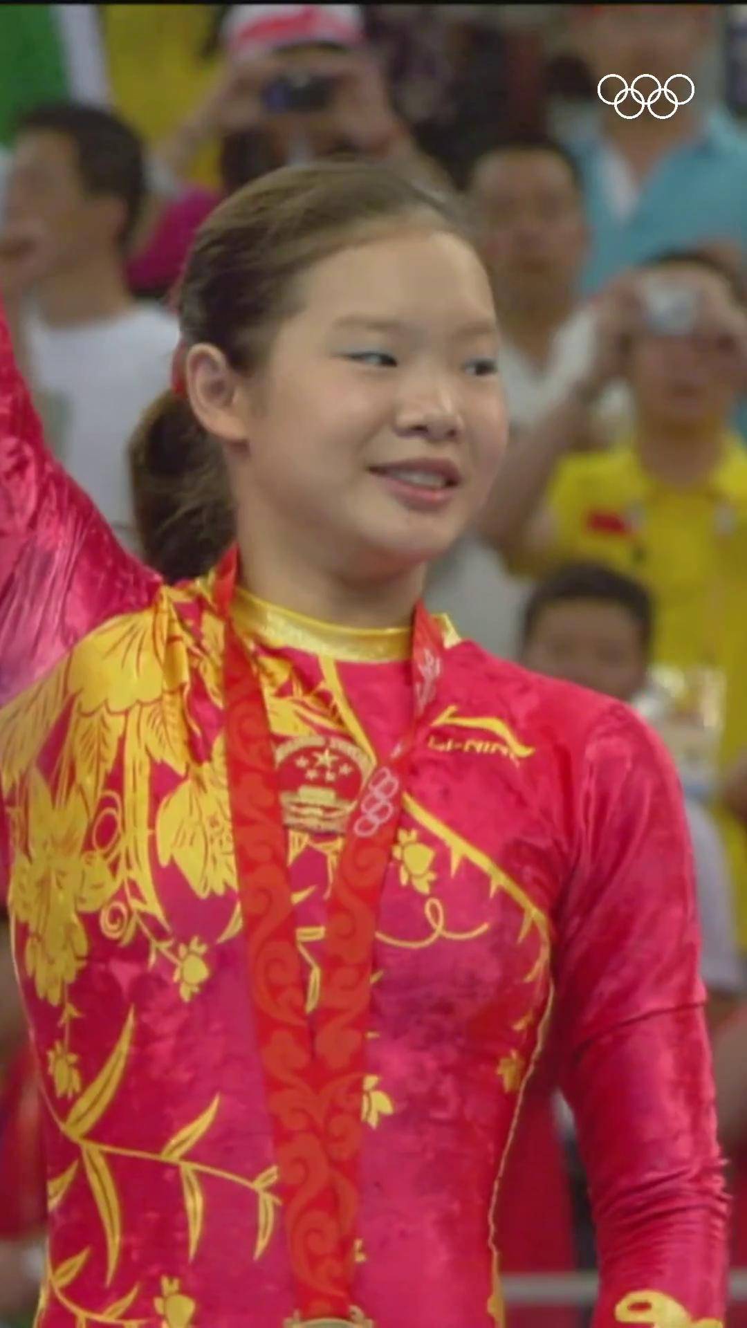 包含体操女子团体决赛中国队夺得冠军的词条