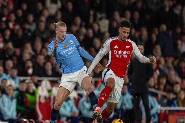 包含曼城阵容调整,欧冠遭遇首败!的词条 包含曼城阵容调整,欧冠遭遇首败!的词条