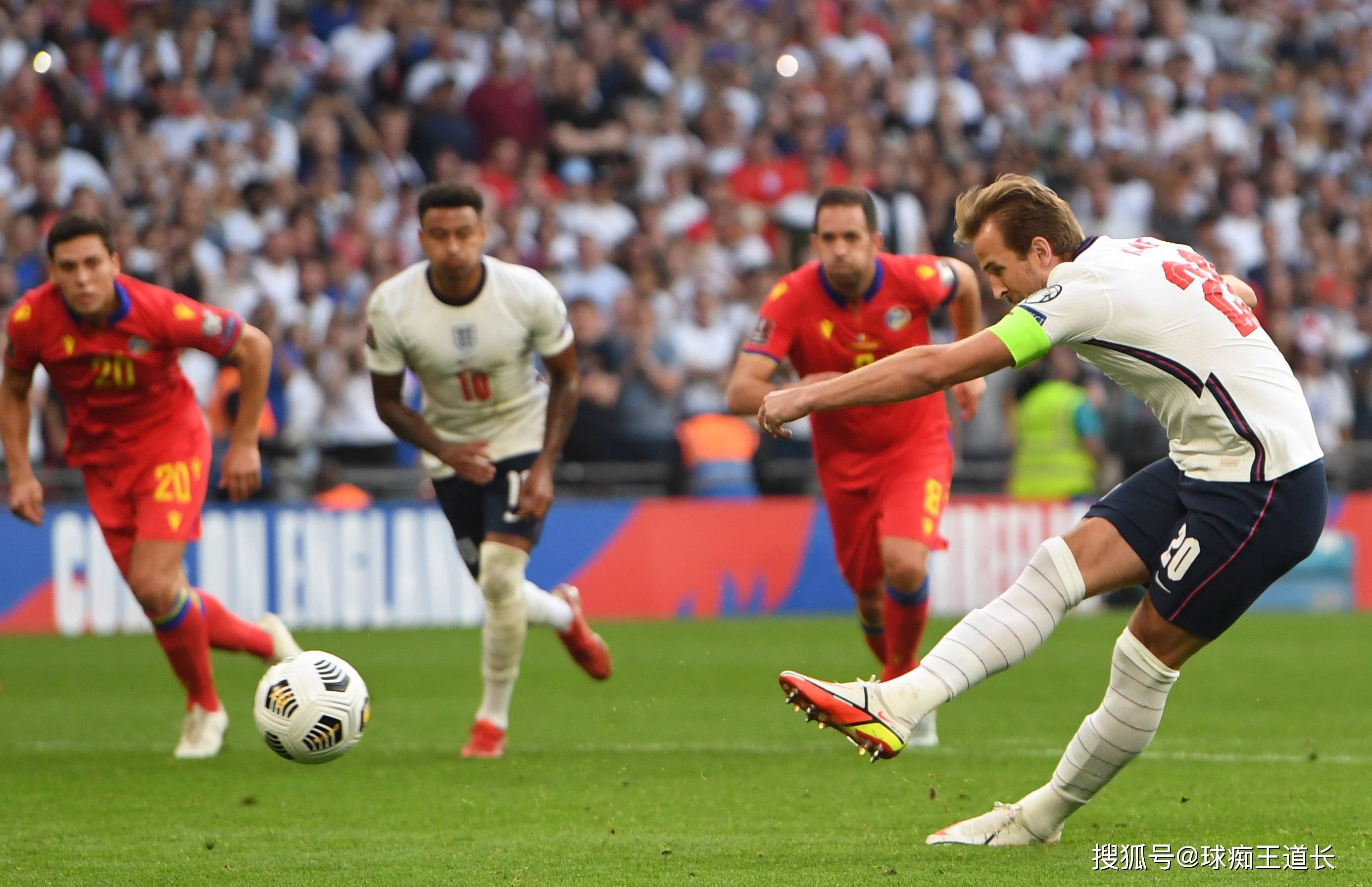 足球赛事精彩瞬间盘点,年度回顾震撼登场的简单介绍 足球赛事精彩瞬间盘点,年度回顾震撼登场的简单介绍