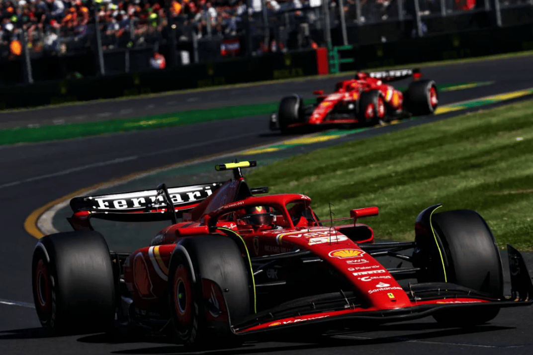 关于法拉利横扫红牛车队,塞恩斯点燃赛场的信息 关于法拉利横扫红牛车队,塞恩斯点燃赛场的信息