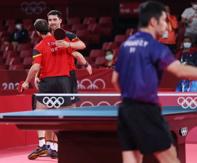 英格兰队轻取日本队,波尔统治全场 英格兰队轻取日本队,波尔统治全场