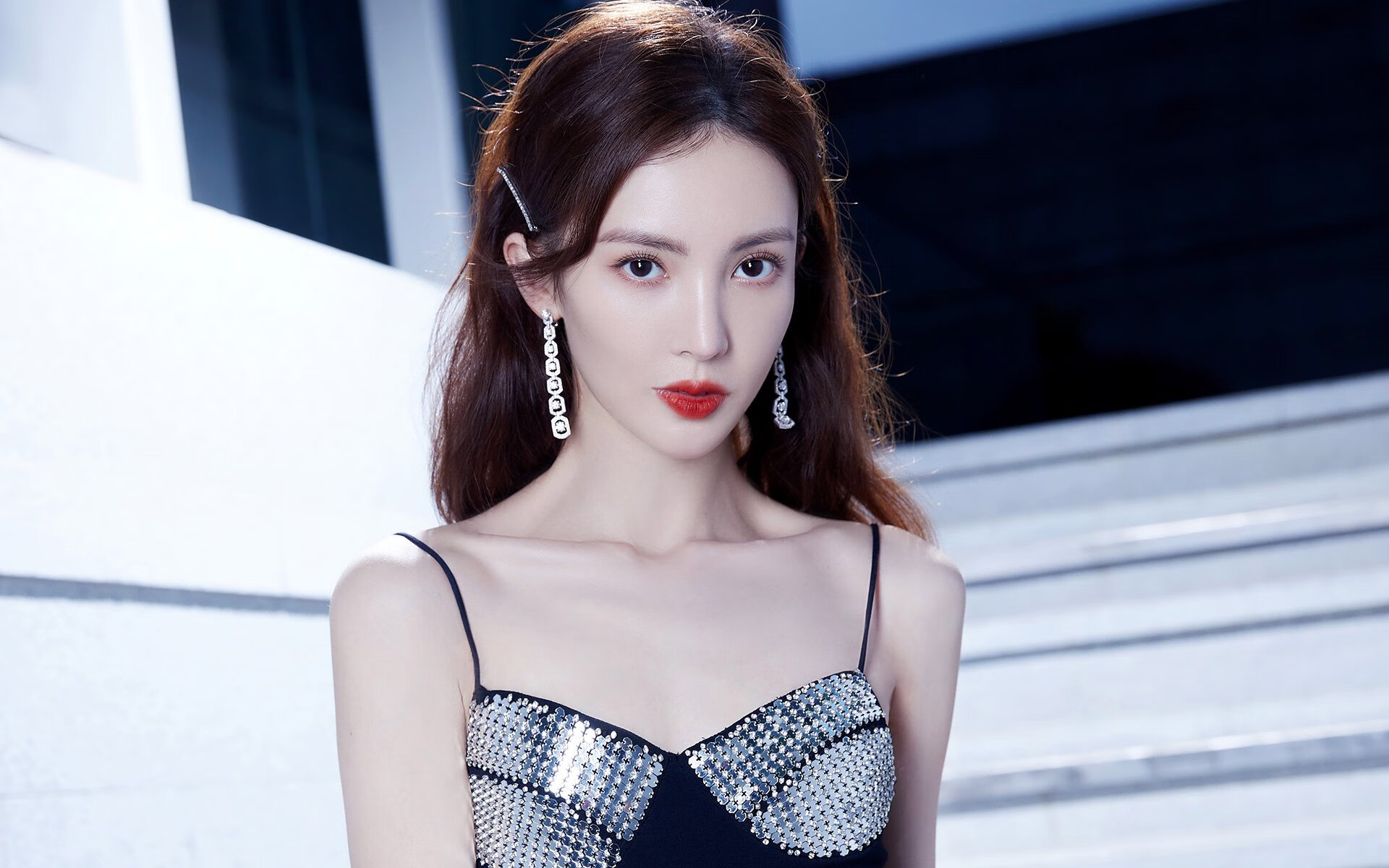 十分钟内的饕餮盛宴,爱德华兹是如何吞噬魔术的?