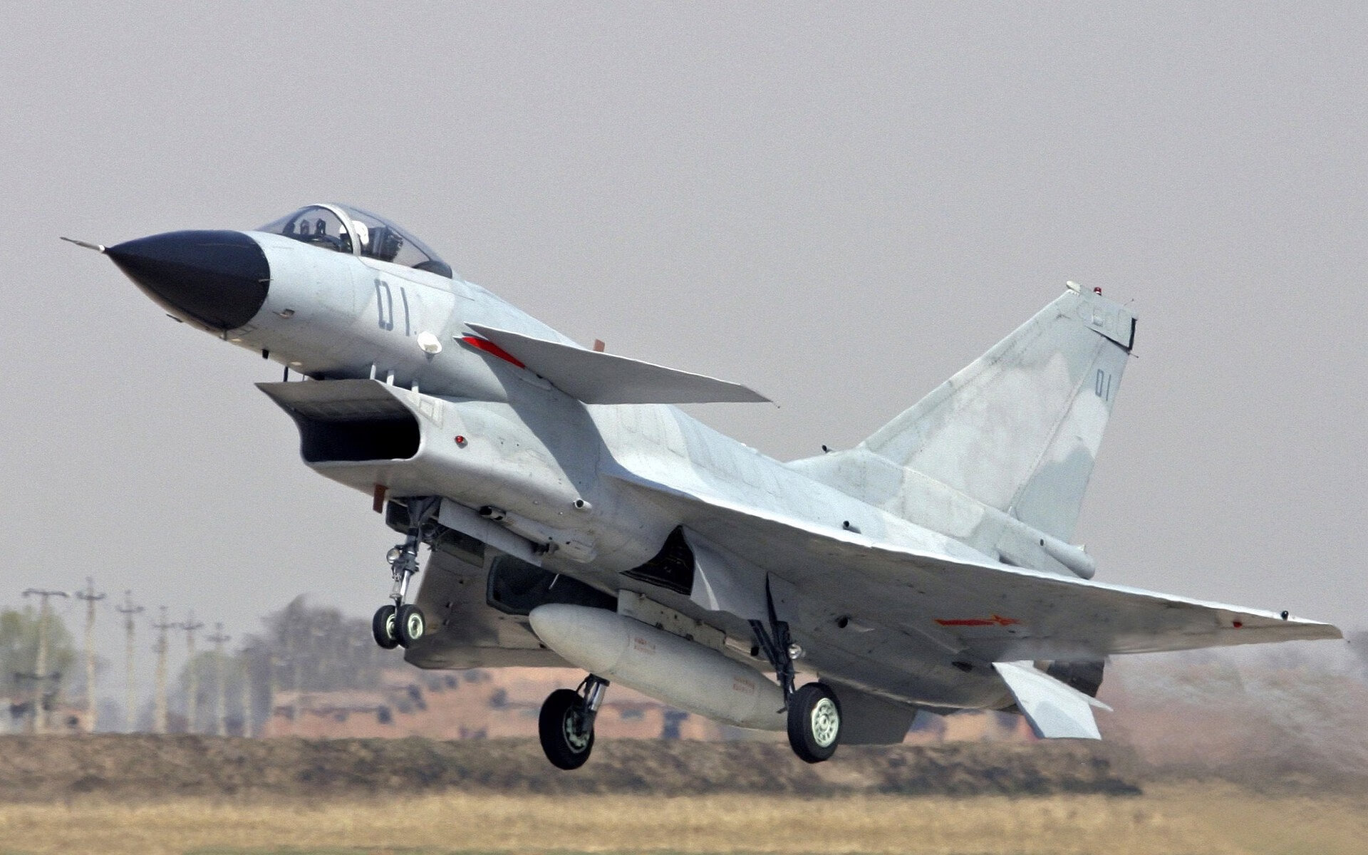 桑拿浴与伯纳乌的温差，芬兰血拼皇马，伊萨克如何成为极光下的关键先生