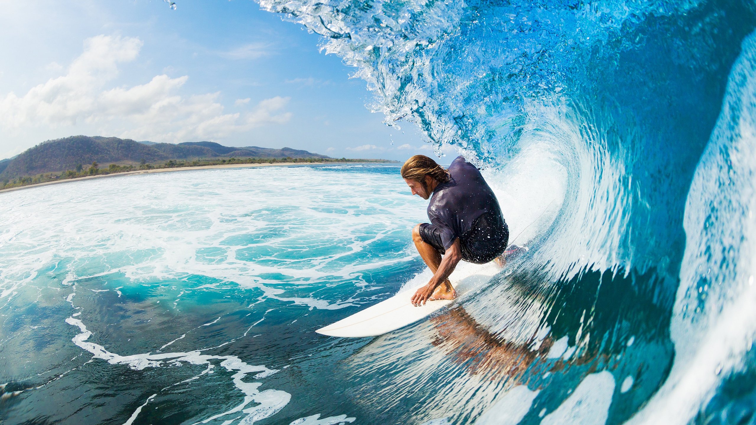 天才亮剑与蓝鹰暗涌，两场胜利揭示足球的平行宇宙