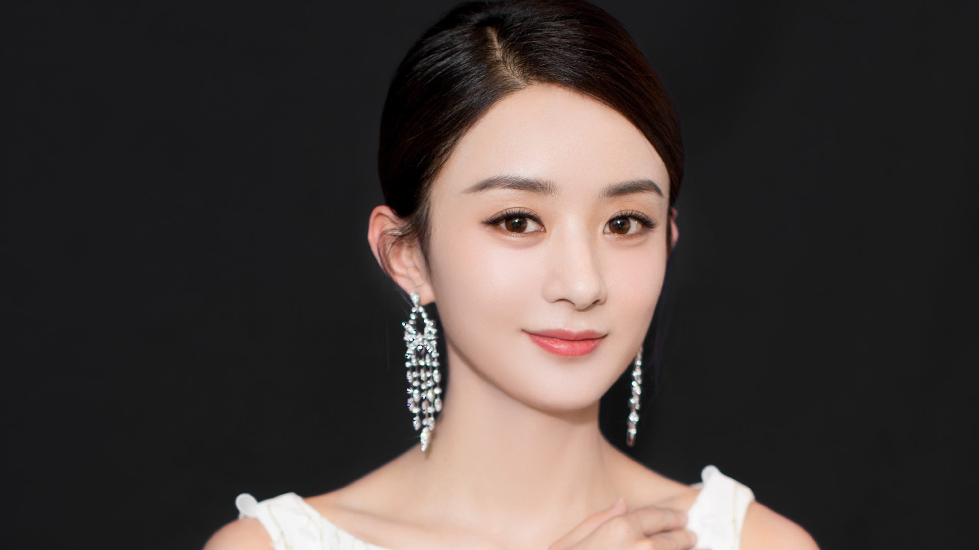 从德甲白热化到欧战绝杀，足球世界的唯一与必然之夜